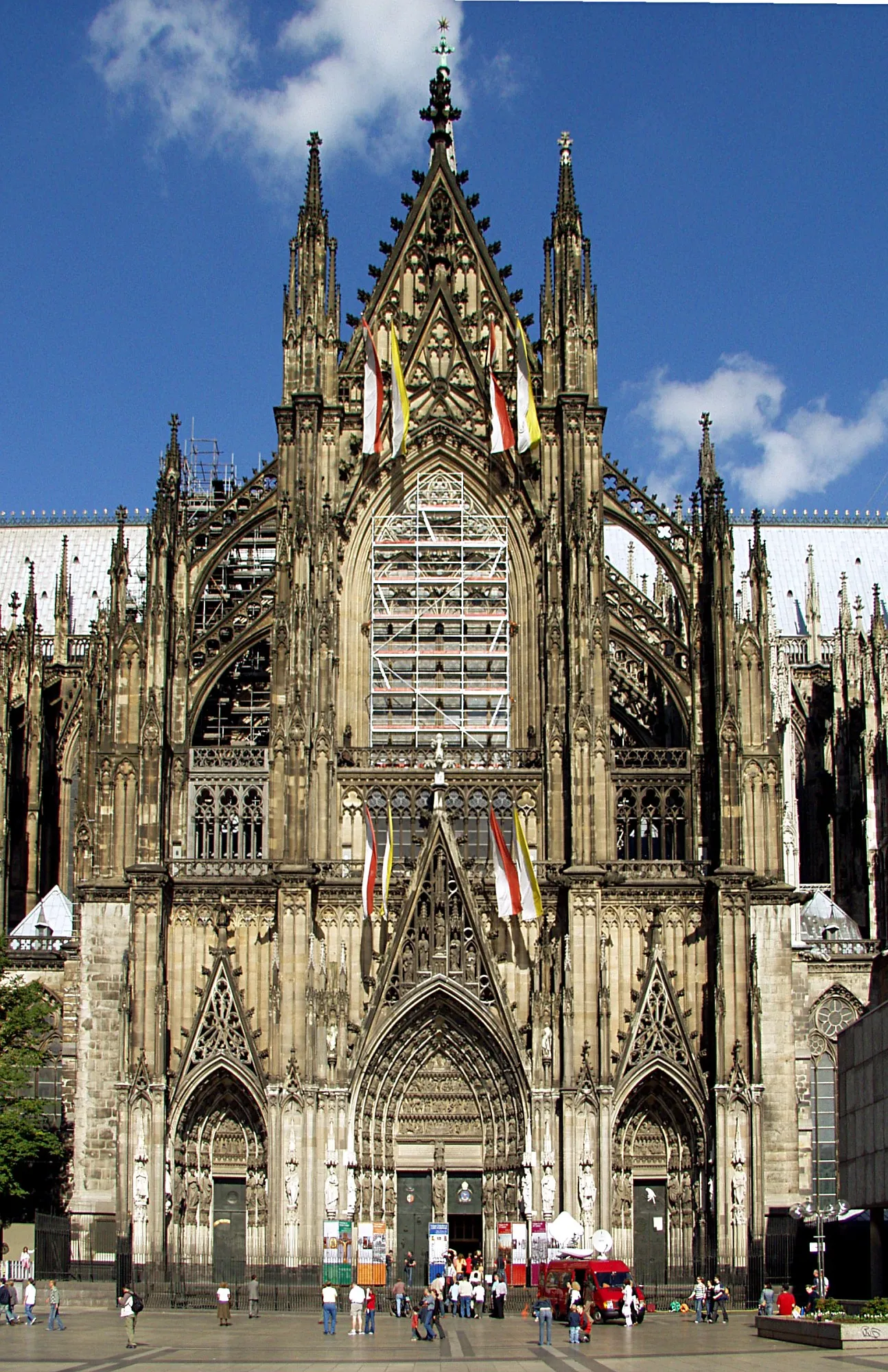 Southern porch of Cologne Cathedral during pilgrimage 2006