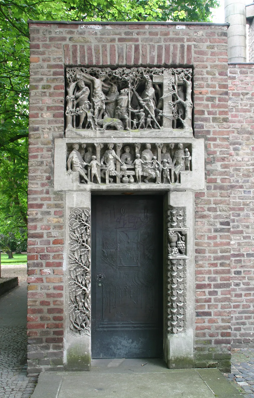 Neu St. Alban, Kirche in Köln. Baudetails