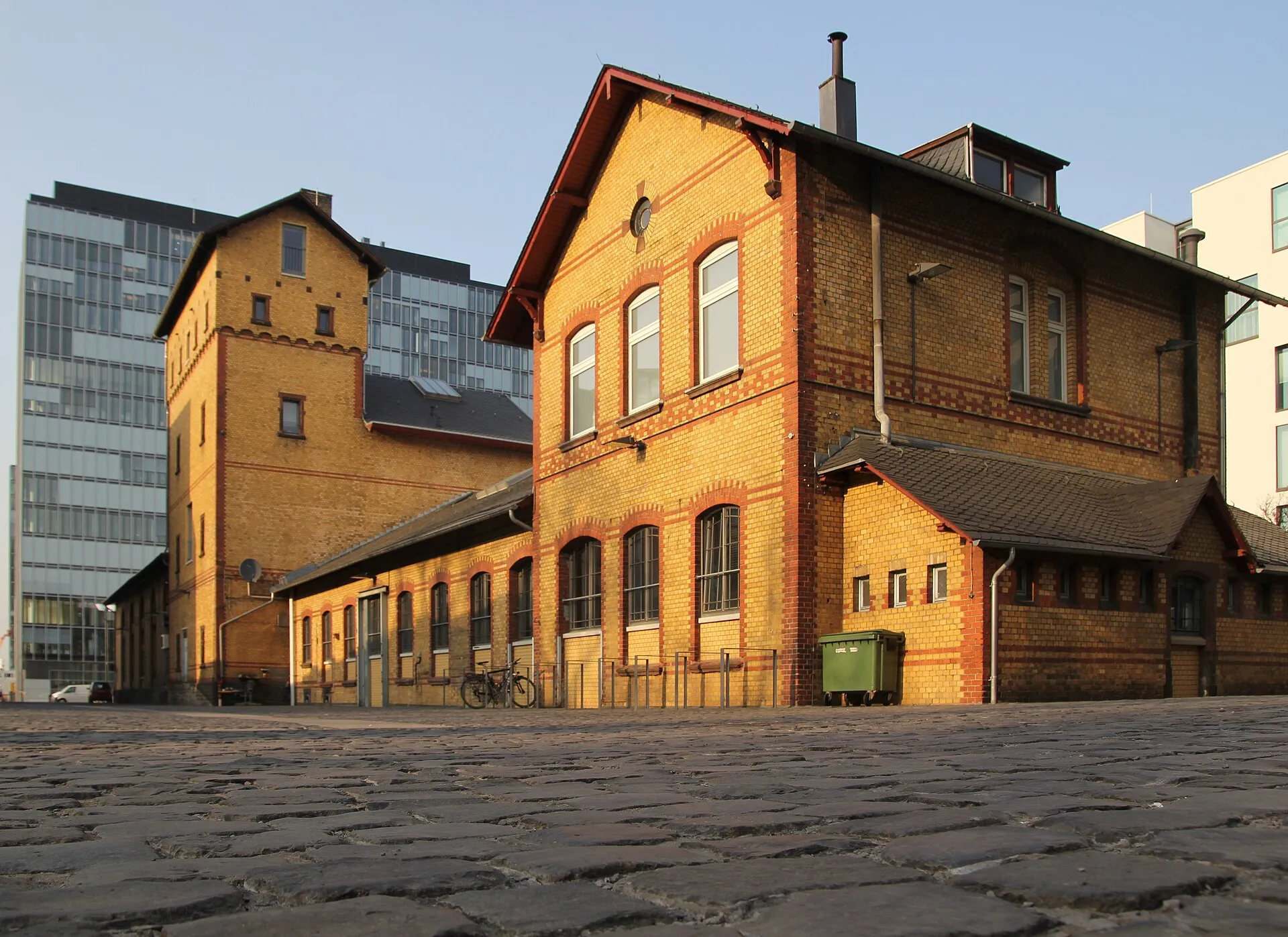 Altes Krafthaus im Kölner Rheinauhafen, Denkmalliste #121