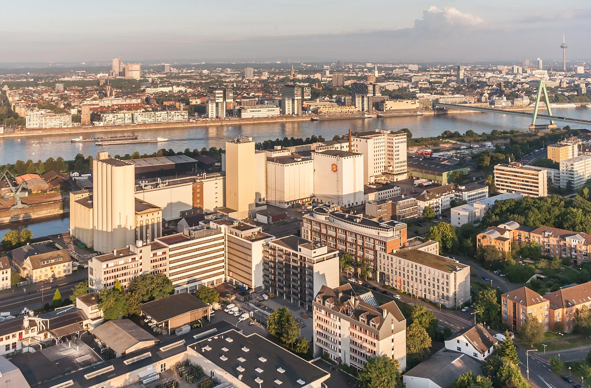 Hot air balloon trip across Cologne