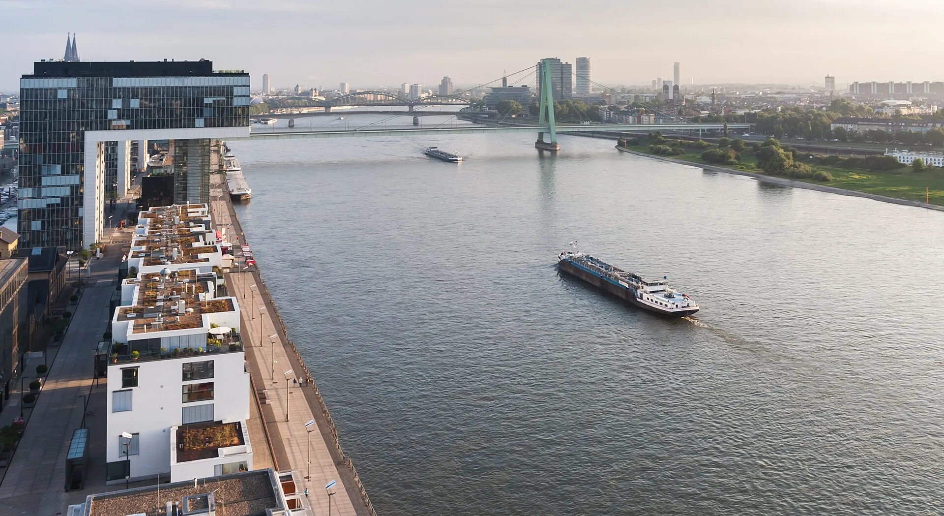 Hot air balloon trip across Cologne
